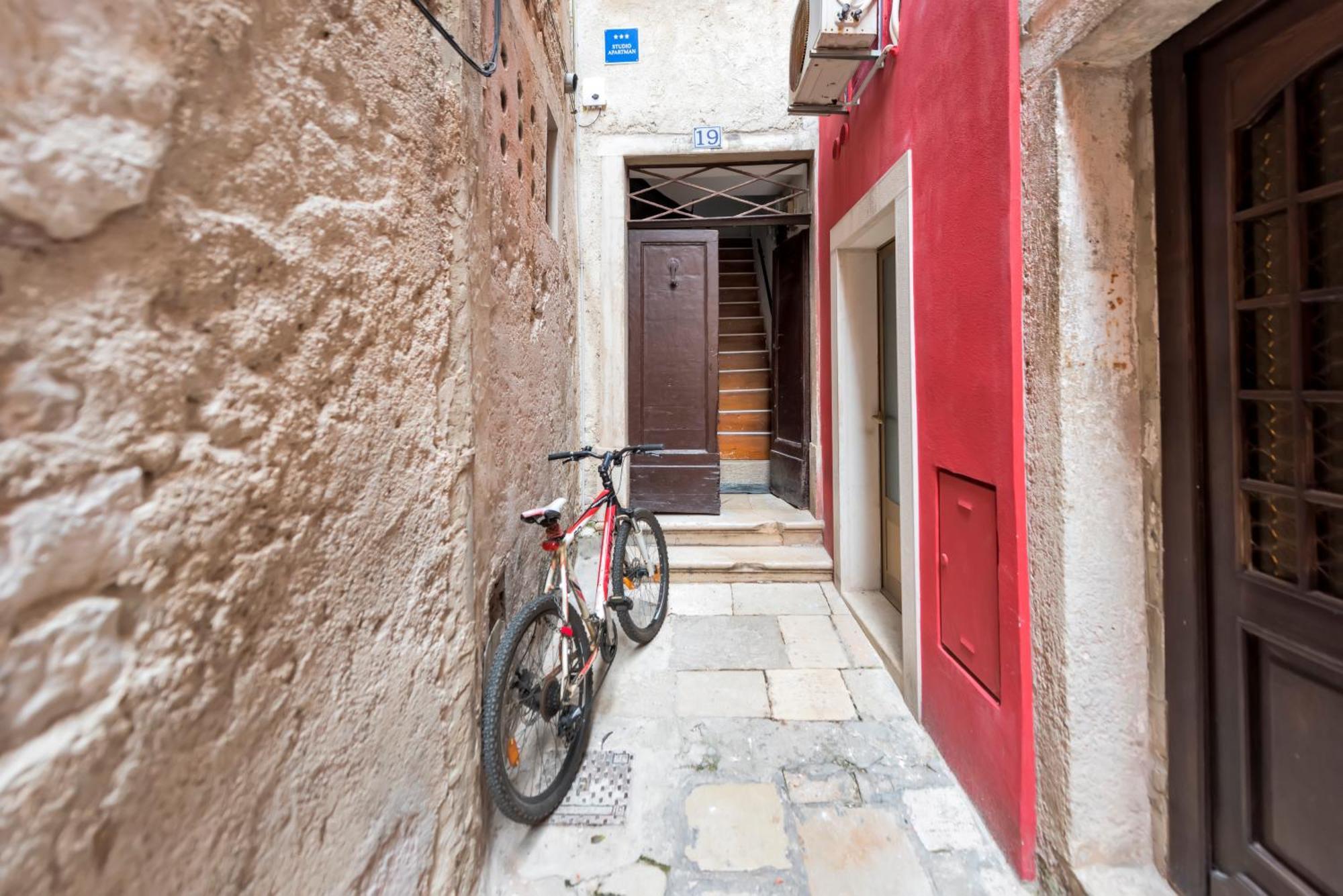 Apartment Leo Rovinj Exterior foto