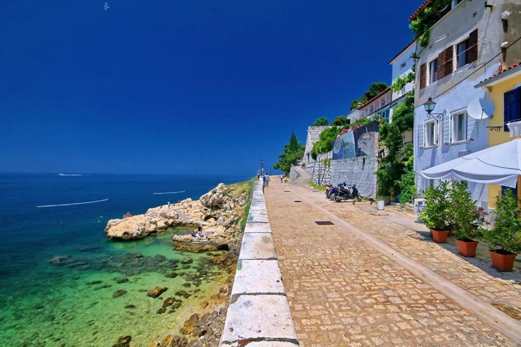 Apartment Leo Rovinj Exterior foto